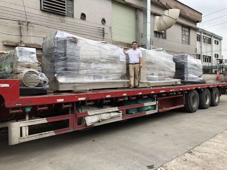所罗门群岛发电机