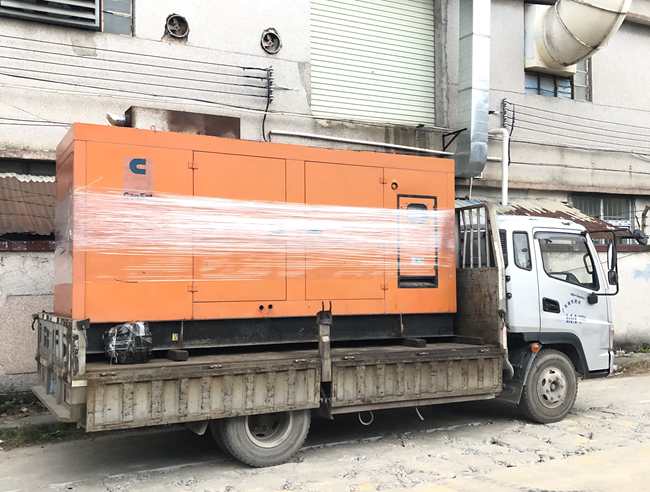 静音型康明斯300kw二手发电机